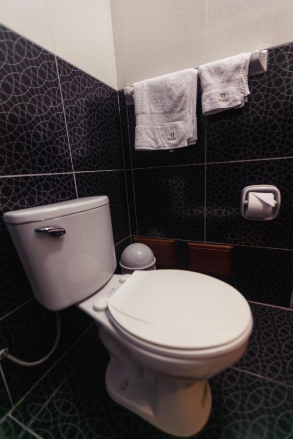 Hotel Suite Plaza Trujillo Zewnętrze zdjęcie
