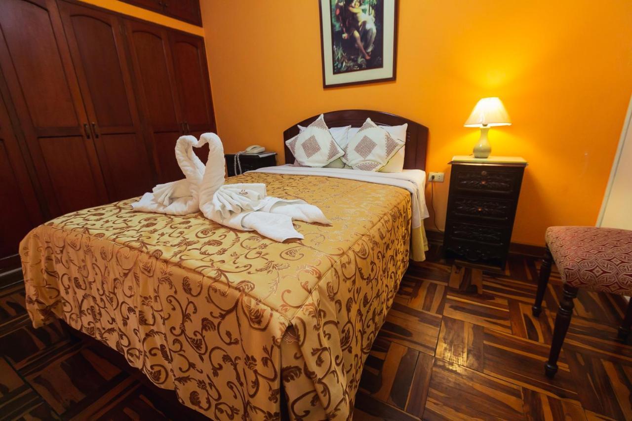 Hotel Suite Plaza Trujillo Zewnętrze zdjęcie