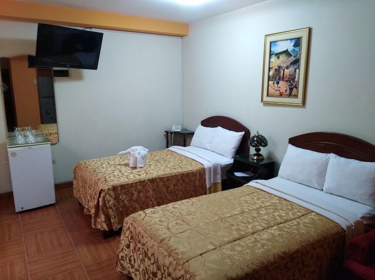 Hotel Suite Plaza Trujillo Zewnętrze zdjęcie