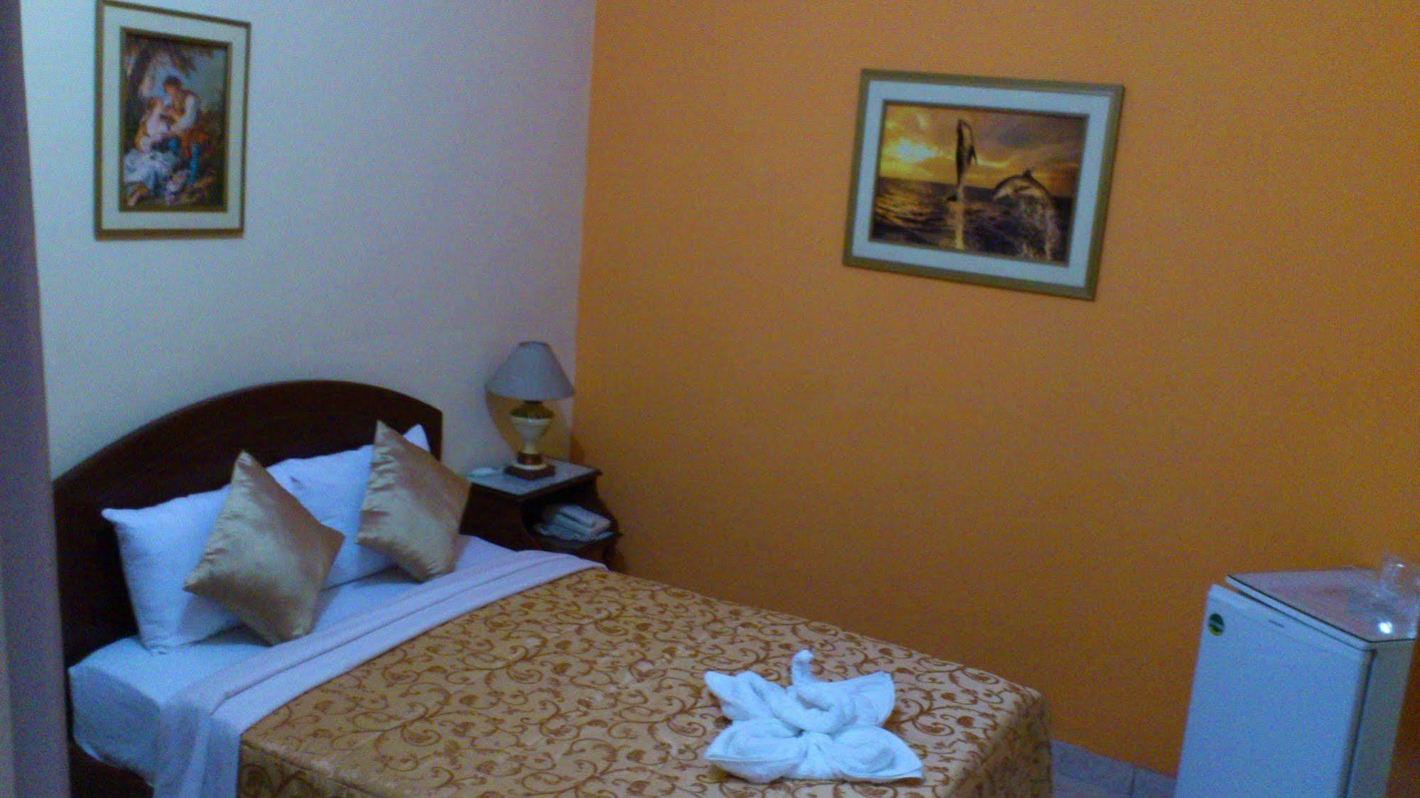 Hotel Suite Plaza Trujillo Zewnętrze zdjęcie